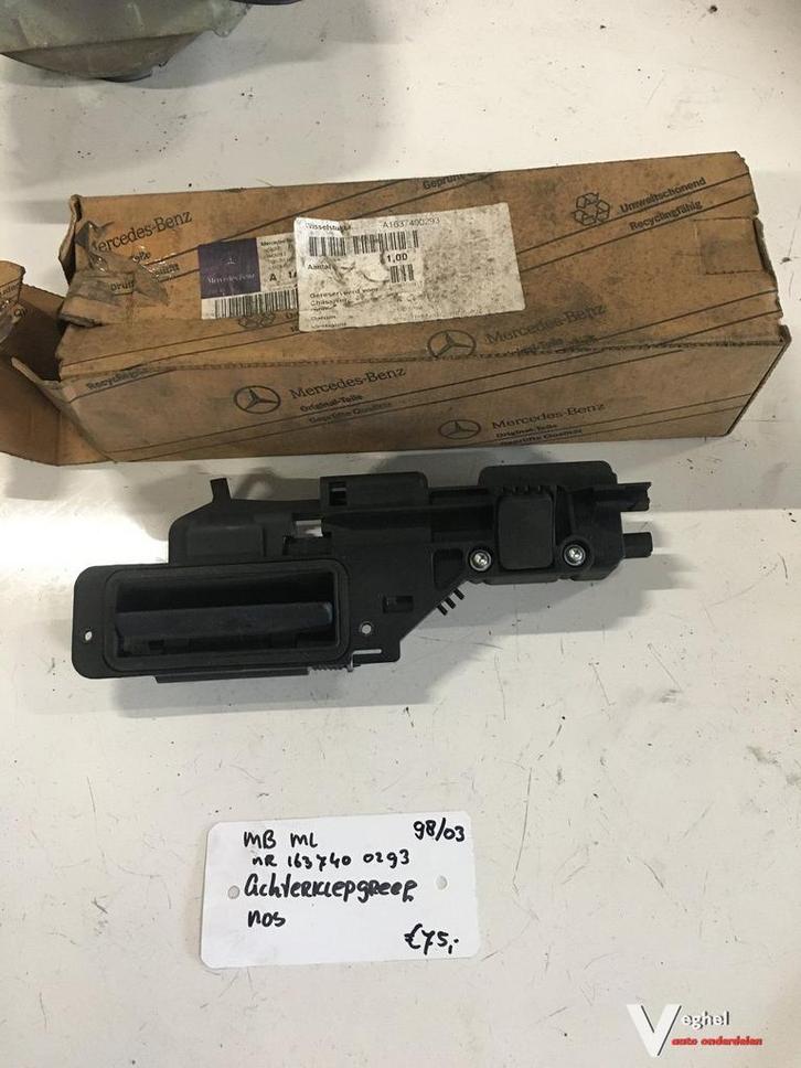 Mercedes ML 1998/2003 Achterklep greep NOS, Auto-onderdelen, Carrosserie en Plaatwerk, Gebruikt, Ophalen of Verzenden