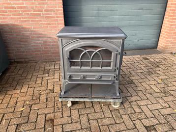 Laxevaags Versailles Houtkachel beschikbaar voor biedingen