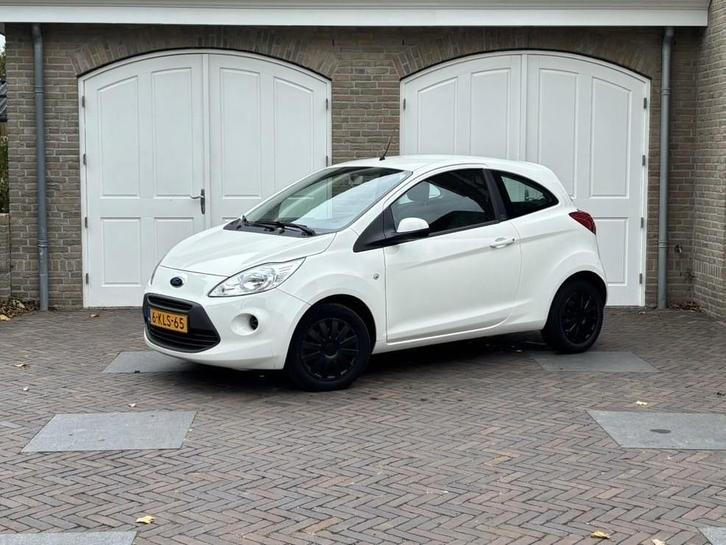 Ford Ka 1.2 Champions Edition start/stop (bj 2013), Auto's, Ford, Bedrijf, Te koop, Ka, ABS, Airbags, Airconditioning, Alarm, Boordcomputer