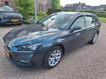 Seat Leon 1.0 TSI 90pk 2022 Grijs beschikbaar voor biedingen