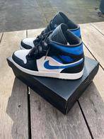 Jordan 1 mid white racer blue-black, Ophalen of Verzenden, Zo goed als nieuw