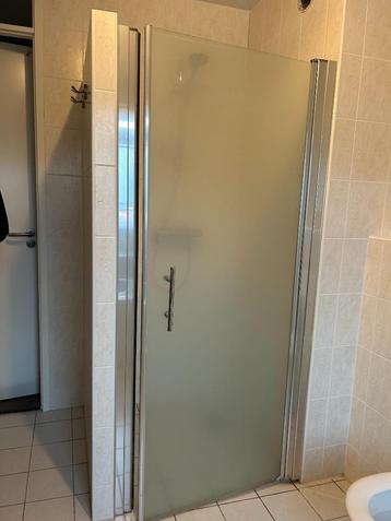 Douchedeur matglas (COMPLEET) wegens verbouwing badkamer beschikbaar voor biedingen