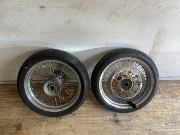 Husqvarna supermoto / supermotard wielen beschikbaar voor biedingen
