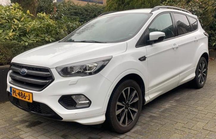 Ford Kuga st-line 2017 80.000km 2e eigenaar, Auto's, Ford, Particulier, Kuga, ABS, Achteruitrijcamera, Airbags, Airconditioning