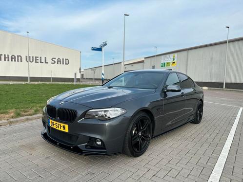 BMW 5-Serie 2.0 520I M5-look AUT Sedan 2016 Grijs, Auto's, BMW, Particulier, 5-Serie, ABS, Achteruitrijcamera, Airbags, Airconditioning