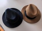Gleufhoed hoed 100% wol vilt structuur blauw en camel keur, Kleding | Dames, Hoeden en Petten, Ophalen of Verzenden, Zo goed als nieuw