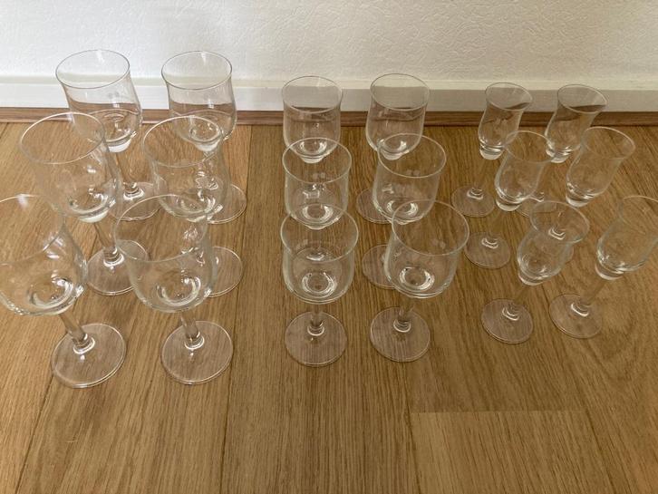 18 delig Glasservies Ambassador van Royal Leerdam Holland., Antiek en Kunst, Antiek | Glas en Kristal, Ophalen