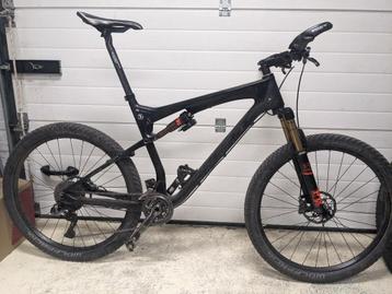 Scott Spark 700 XL en Scale 700 XL in 1 koop beschikbaar voor biedingen