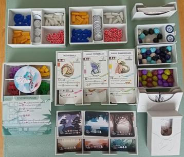 Wyrmspan insert en voedselbronnen beschikbaar voor biedingen