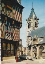 Frankrijk, Bourges met auto Renault 8, Ophalen of Verzenden, 1960 tot 1980, Ongelopen, Frankrijk
