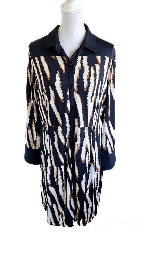 Mooie jurk van K-design 44, Kleding | Dames, Jurken, Zo goed als nieuw, Maat 42/44 (L), Overige kleuren, Knielengte, Ophalen of Verzenden