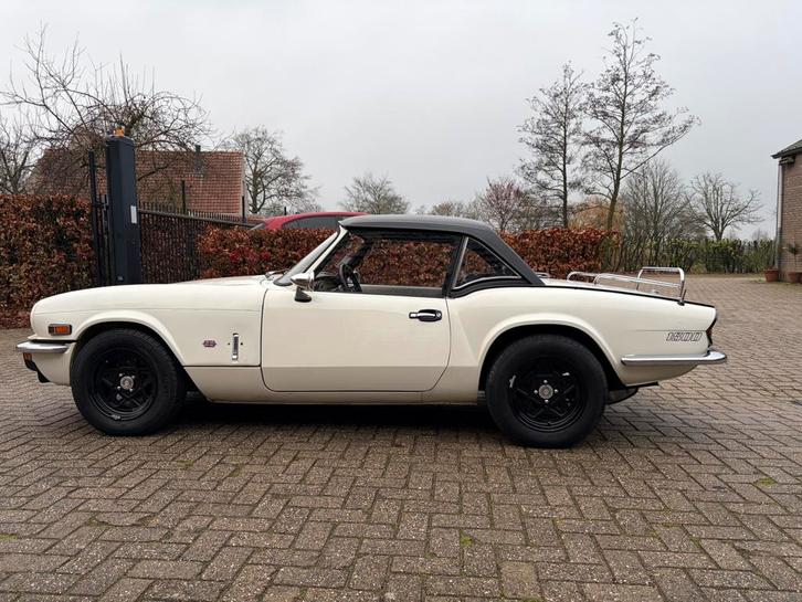 Triumph Spitfire 1500, Auto's, Triumph, Particulier, Spitfire, Open dak, Benzine, Cabriolet, Handgeschakeld, Wit, Zwart, Stof