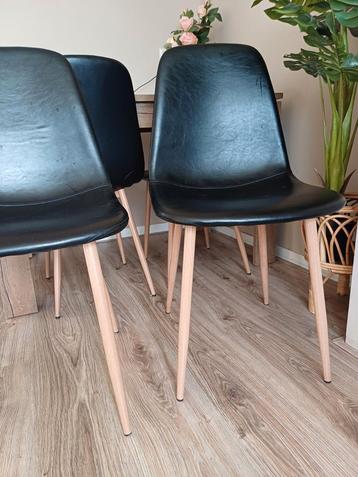 Jonstrup stoelen van Jysk beschikbaar voor biedingen
