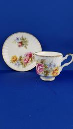 Royal Stafford kop en schotel, roze bloemen (2) 6A2, Huis en Inrichting, Keuken | Servies, Tweedehands verkoop, Tweedehands verkoop