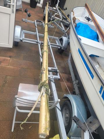 7 meter lange aluminium mast
Proctor mast
Zie foto's

€50 ps beschikbaar voor biedingen