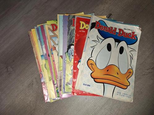 38 Donald Duck stripboeken uit 2005, Boeken, Stripboeken, Gelezen, Meerdere stripboeken, Ophalen of Verzenden