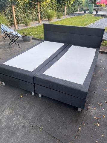 Auping Boxspring Bed (160x200) beschikbaar voor biedingen