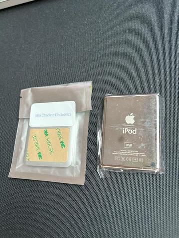 iPod Nano 3rd Gen - Front + Backplate