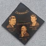 tegeltje: In memoriam JF + RF Kennedy & ML King, Ophalen of Verzenden, Zo goed als nieuw