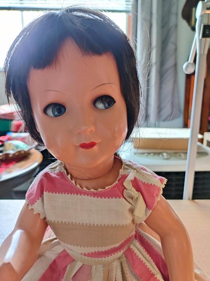 Schildpad pop Manuela met lang haar, Verzamelen, Poppen, Zo goed als nieuw, Pop, Ophalen of Verzenden