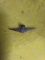 14315) mooi embleem barret Luchtmacht  België, Ophalen of Verzenden, Luchtmacht, Amerika, Embleem of Badge