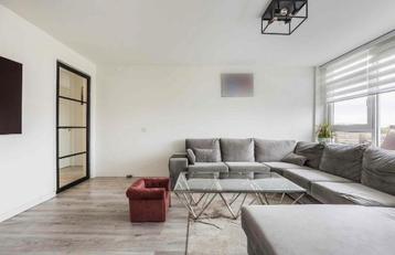 Richmond Salon- & Eettafel + Stoelen beschikbaar voor biedingen