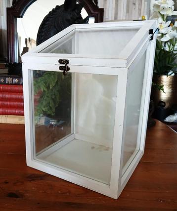 Vitrinebox wit display box broeikas kweekkas white wash glas beschikbaar voor biedingen