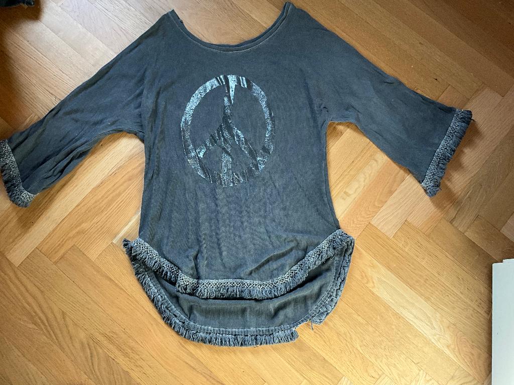 shirt peace met franje mouwen grote opruiming, Kleding | Dames, Shirt peace met franje mouwen grote opruiming, Zwart, Nieuw, Ophalen of Verzenden