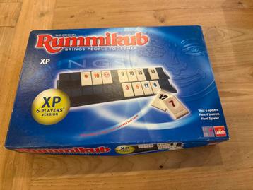 Rummikub Scrabble Monopoly Mens erger je niet pokerkoffer beschikbaar voor biedingen