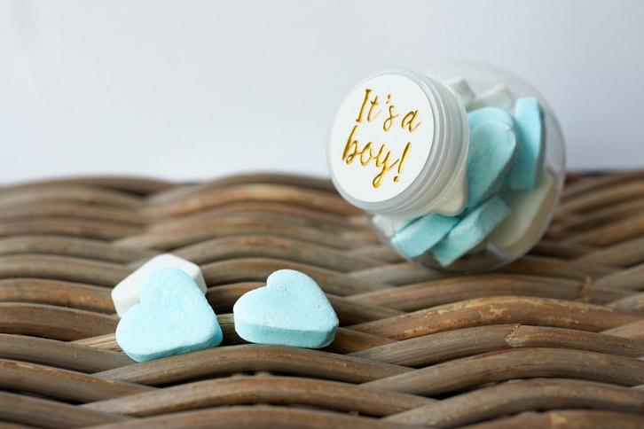 Geboorte en babyshower traktatie - bol potje met snoepjes, Kinderen en Baby's, Kraamcadeaus en Geboorteborden, Nieuw, Kraamcadeau