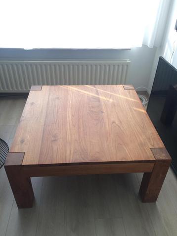 Salontafel beschikbaar voor biedingen