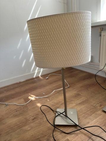 IKEA Tafellamp - Weg wegens verhuizing! beschikbaar voor biedingen