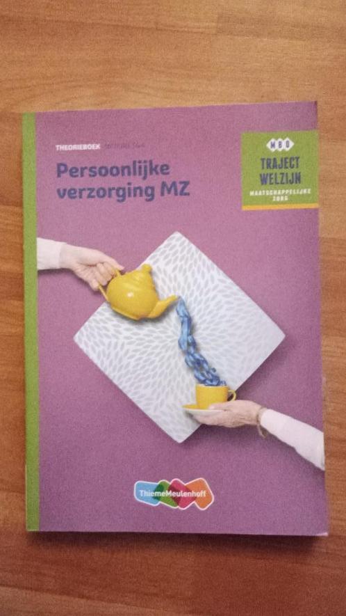 Traject Welzijn - Persoonlijke verzorging MZ, Boeken, Studieboeken en Cursussen, Zo goed als nieuw, MBO, Ophalen of Verzenden