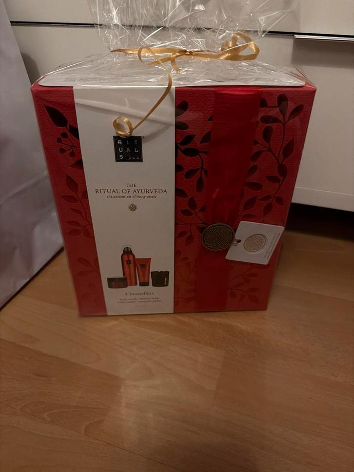 Rituals Ayurveda cadeaupakket - Nieuw!, Sieraden, Tassen en Uiterlijk, Uiterlijk | Cosmetica en Make-up, Nieuw, Ophalen of Verzenden