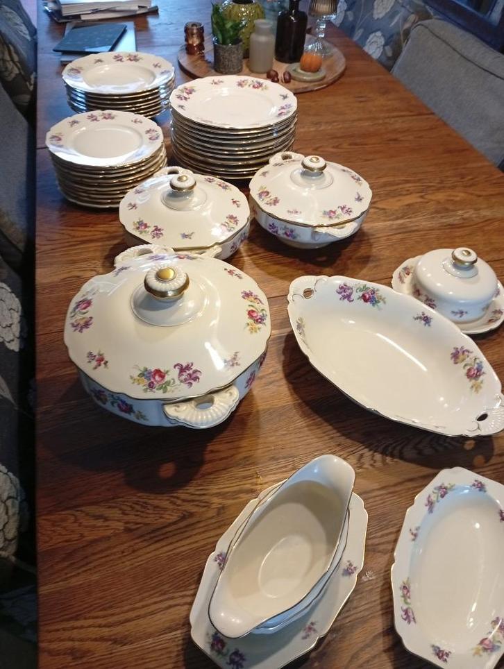 Antiek servies H&G bavaria germany met bladgouden randen, Antiek en Kunst, Antiek | Servies compleet, Ophalen