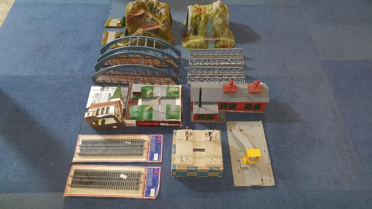H0 Modeltrein toebehoren, tunnel, brug, overweg, rails, Hobby en Vrije tijd, Modeltreinen | H0, Gebruikt, Brug, Tunnel of Gebouw