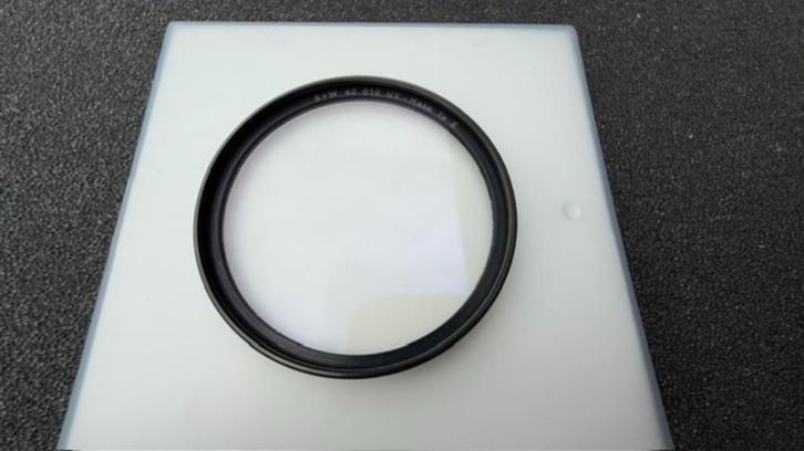 B+W 62mm UV-Haze 1x E Filter (010 MRC), Audio, Tv en Foto, Fotografie | Filters, Zo goed als nieuw, UV-filter, 60 tot 70 mm, B&W