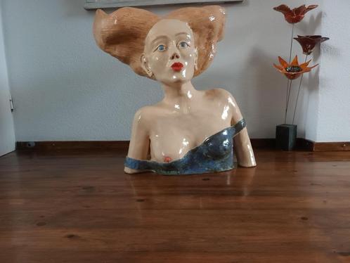 vrouw buste keramiek, Tuin en Terras, Tuinbeelden, Nieuw, Mensenbeeld, Overige materialen, Ophalen