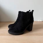 Zwart suede blokhakken, Zwart, Lage of Enkellaarzen, Ophalen of Verzenden, Zo goed als nieuw