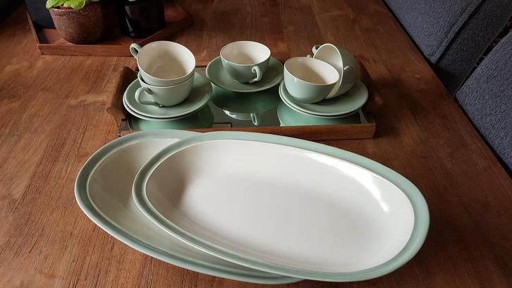 Servies Regina van Gouda Holland, Antiek en Kunst, Antiek | Servies compleet, Ophalen of Verzenden