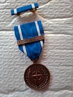 Nato medaille ex Joegoslavië, Ophalen of Verzenden, Landmacht, Nederland, Lintje, Medaille of Wings