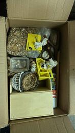 Grote set vogel accessoires + voer (parkiet/papegaai), Dieren en Toebehoren, Ophalen, Zo goed als nieuw