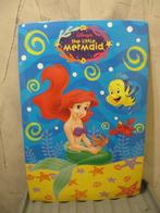 Disney's Little Mermaid, emaille bord, 40x60 cm., Verzamelen, Disney, Overige typen, Zo goed als nieuw, Pocahontas of Kl. Zeemeermin