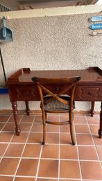 Antiek bureau/tekentafel met bijpassende stoel, Antiek en Kunst, Antiek | Meubels | Tafels, Ophalen