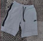 Nike tech shorts, Kleding | Heren, Sportkleding, Nike, Ophalen of Verzenden, Zo goed als nieuw, Grijs