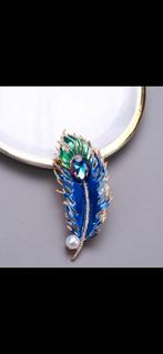 Pauw veer broche, Sieraden, Tassen en Uiterlijk, Broches, Ophalen of Verzenden, Nieuw, Zilver, Overige materialen