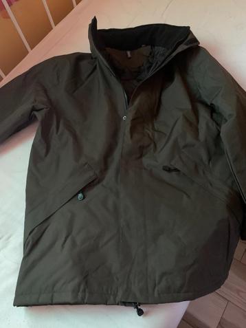 Nieuwe herfst / winterjas XL beschikbaar voor biedingen