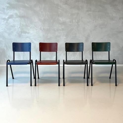 Retro eettafelstoelen nieuw schoolstoel stapelstoel prijs ps, Huis en Inrichting, Stoelen, Nieuw, Vijf, Zes of meer stoelen, Kunststof