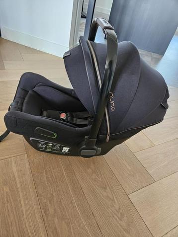 Zo goed als nieuw!!! Nuna Pipa Next  & Nuna Base Next beschikbaar voor biedingen