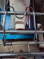 GEZOCHT VOOR BATAVUS TS49 BEUGEL MET 2 VEREN VOOR BAGAGEREK., Fietsen en Brommers, Brommeronderdelen | Oldtimers, Ophalen of Verzenden